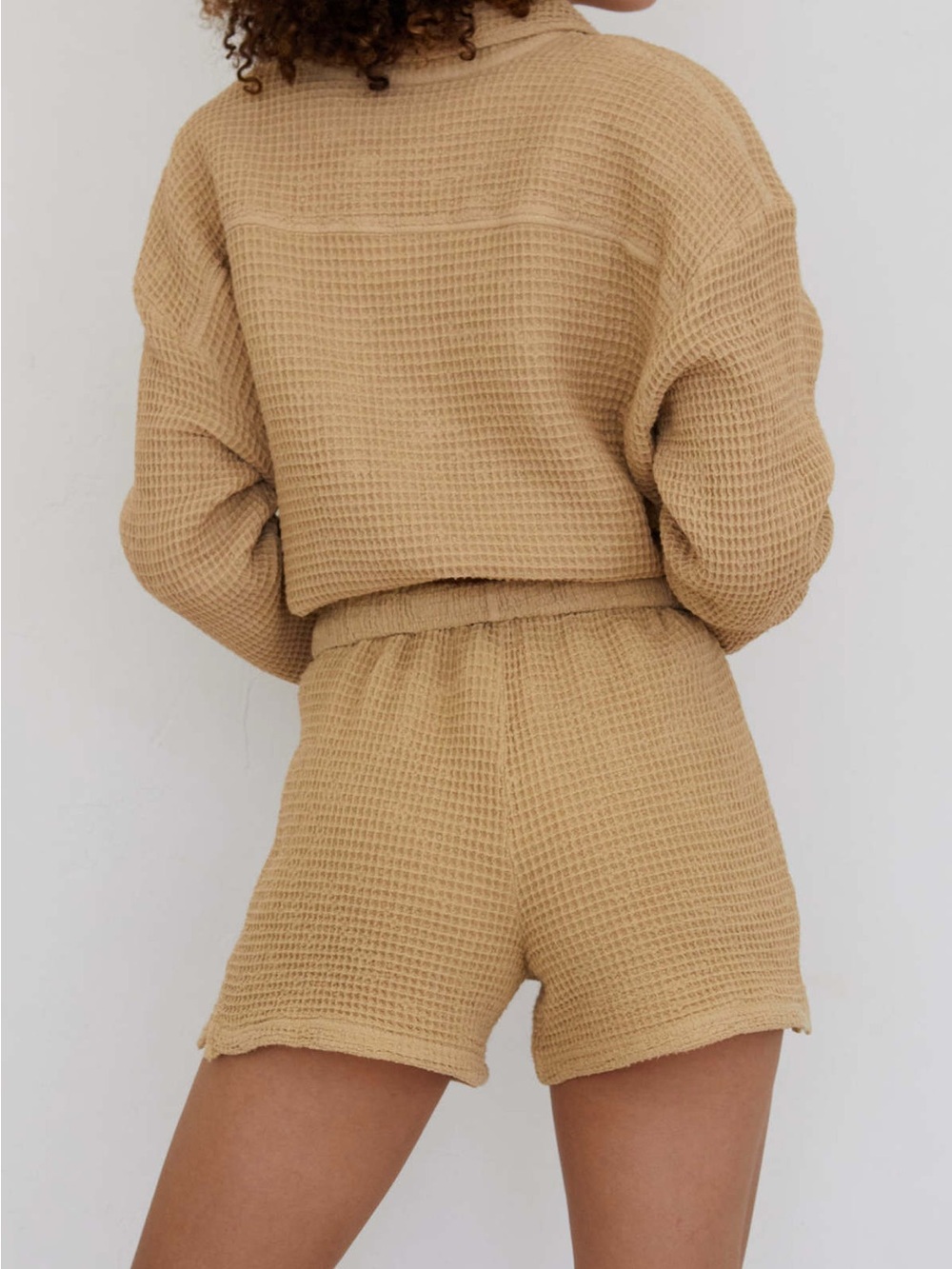 DONNI. Waffle button down and shorts set - Picture 4 of 6
